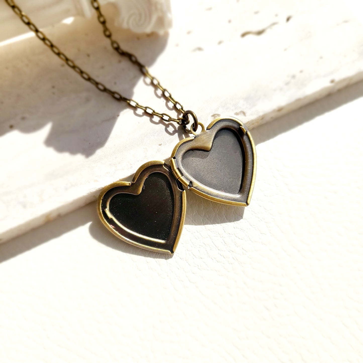 Forget Me Not Heart Photo Locket (Antique Bronze)