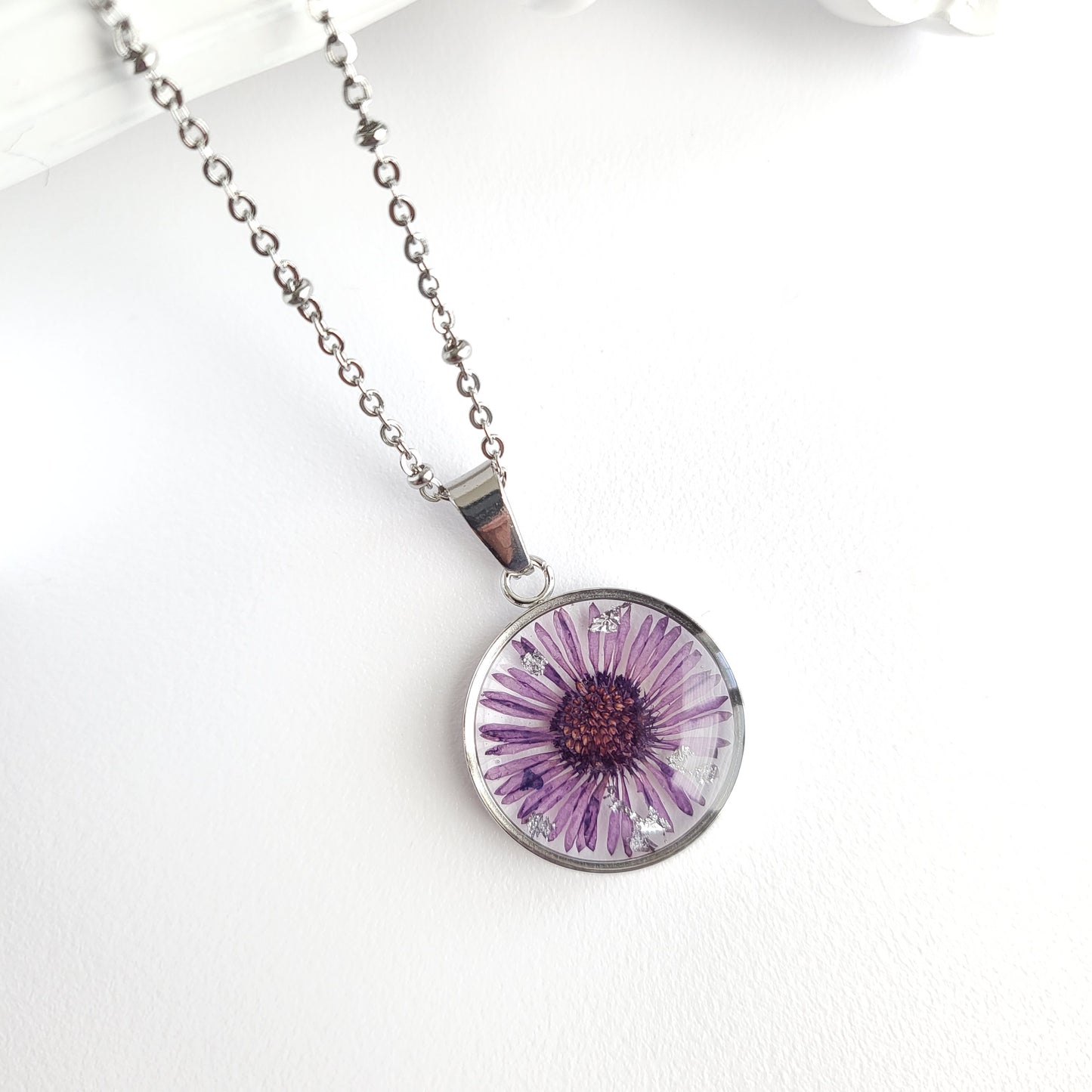 Birth Month Flower Necklace (Gold or Silver)