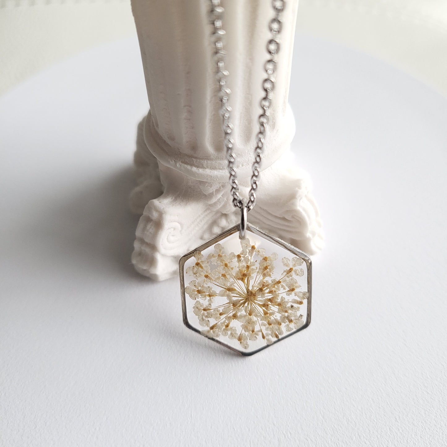 Queen Anne's Lace Necklace (Gold or Silver)