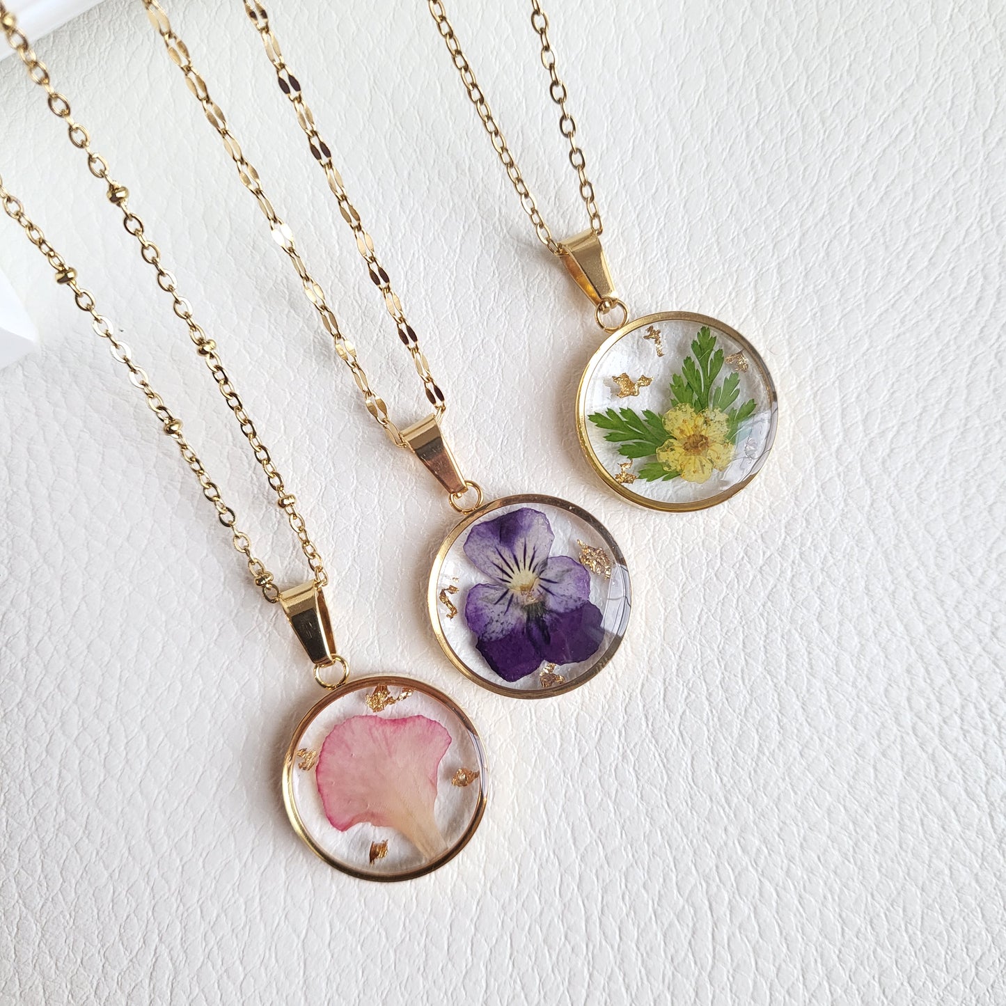 Birth Month Flower Necklace (Gold or Silver)